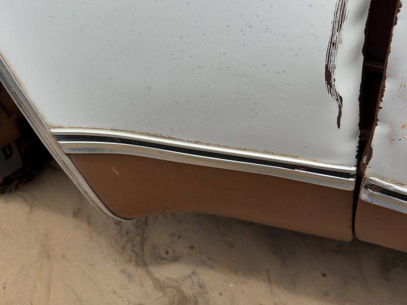 1980 Chevrolet Pickup 20 Series Fender Moulding LH