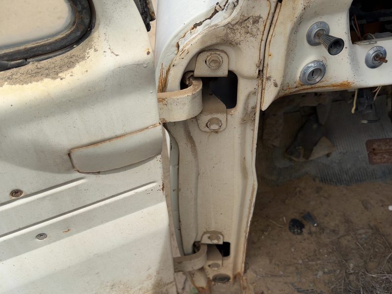 1972-2067 Ford Pickup F350 Series Front Door Hinge LH