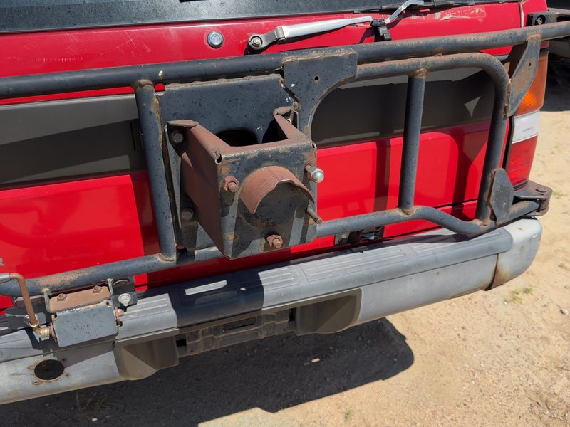 1994 Nissan Pathfinder Spare Tire Carrier