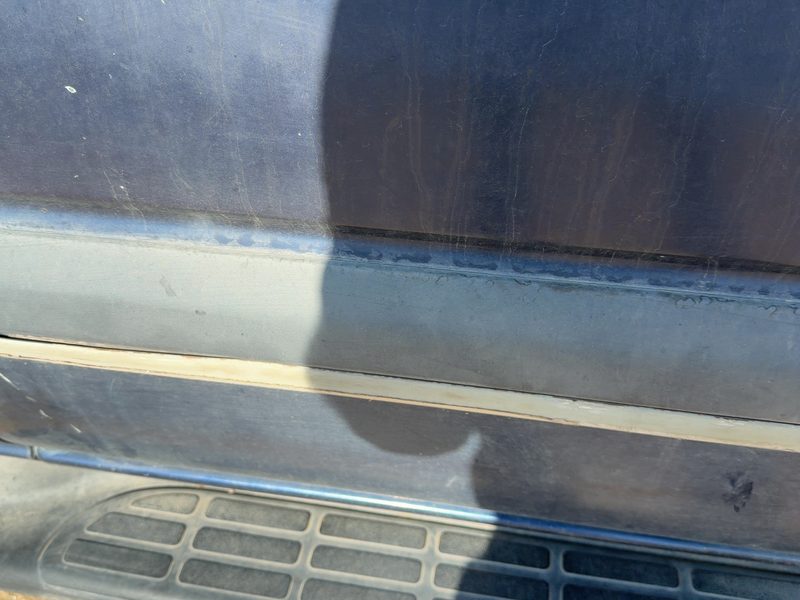 2000-2004 Chevy/gmc Suburban 1500 Series Rear Door Moulding RH