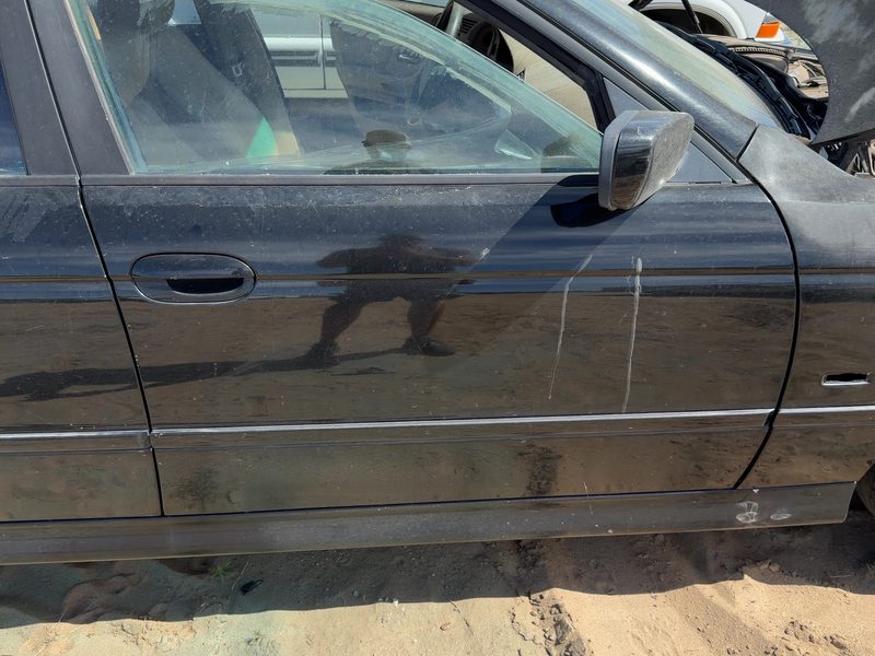 1997-2003 BMW 530i Front Door RH
