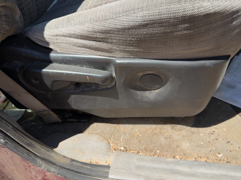 2003 Chevrolet Venture Seat Track RH