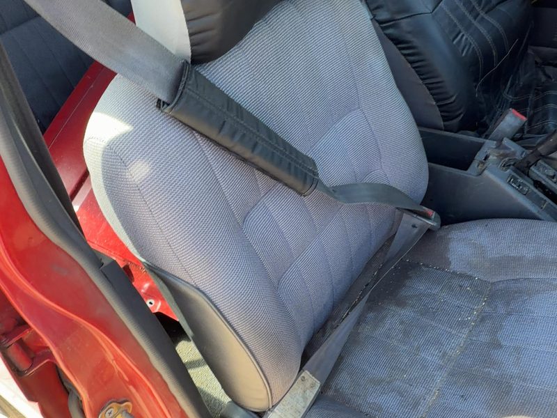 1994 Nissan Pathfinder Front Seat Belt RH