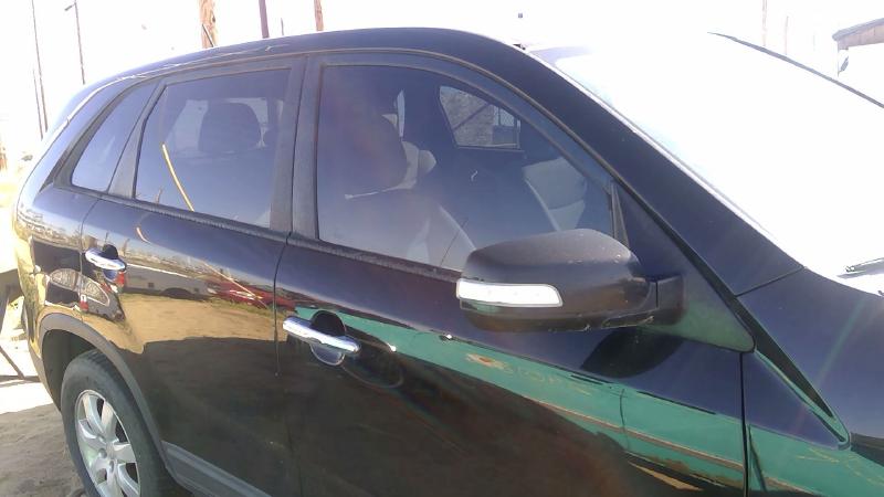 2011-2015 Kia Sorento Front Door RH