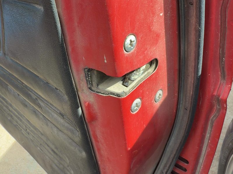1988 Toyota FX (includes Fx16) Front Door Latch RH