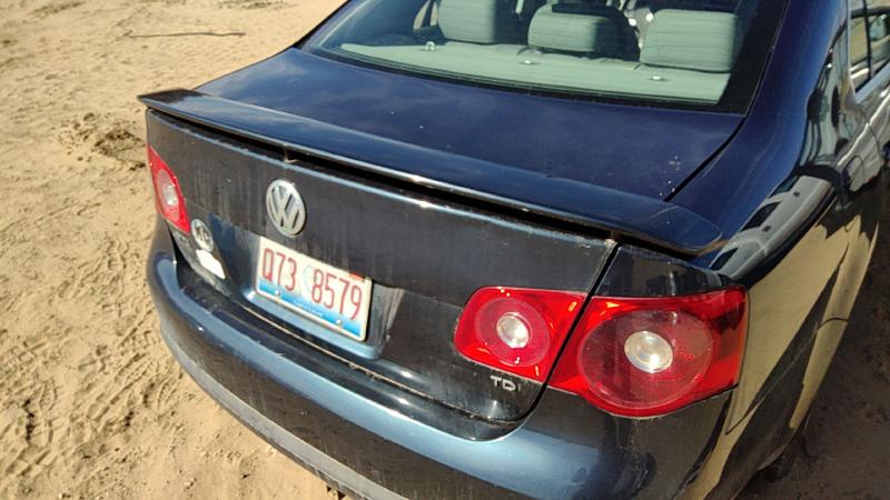 2005-2010 Jetta Except Gli Trunk/Decklid/Hatch/Tailgate
