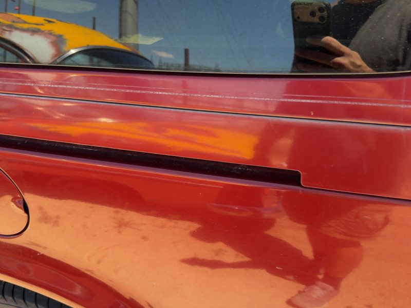 2003 Chevrolet Venture Quarter Panel Moulding LH