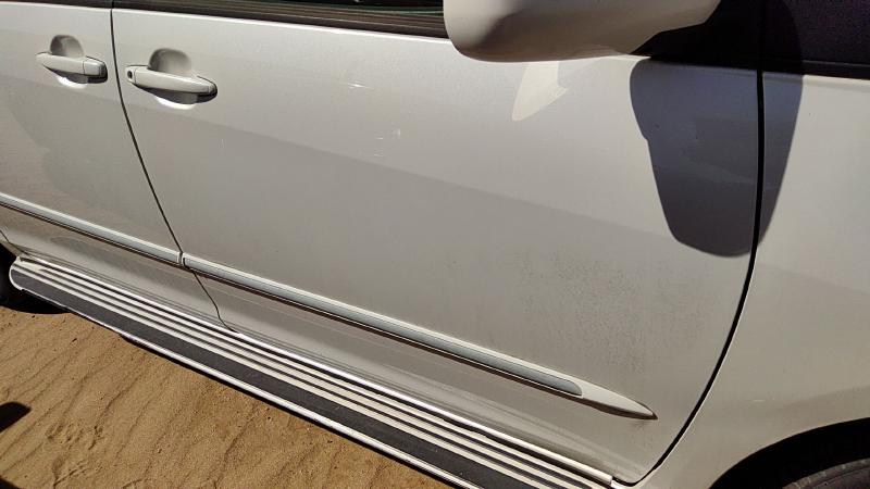 2004-2010 Toyota Sienna Front Door RH