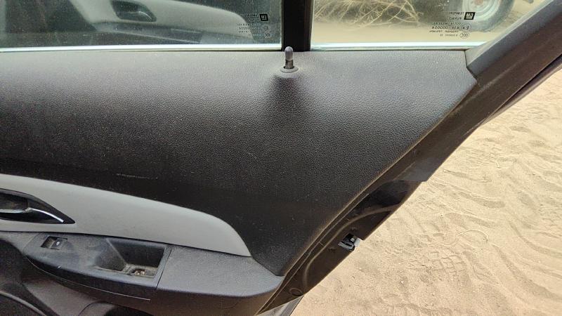 2011-2016 Chevrolet Cruze Rear Door Trim Panel RH