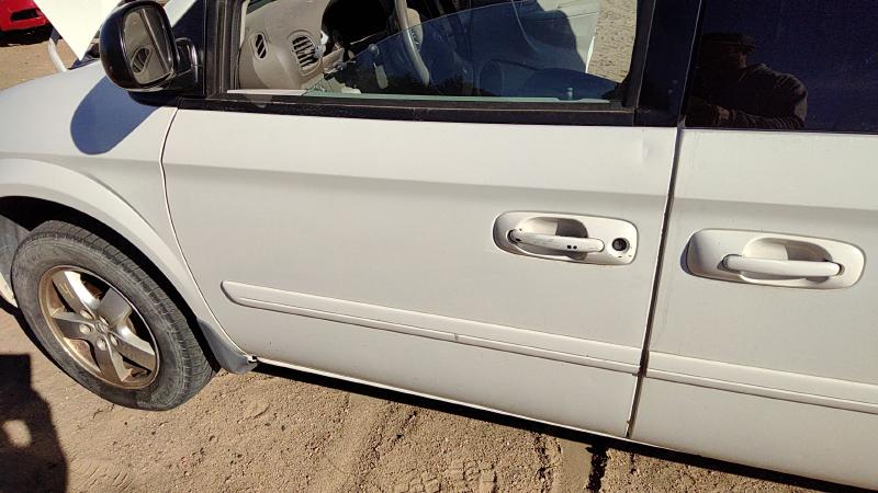 2004-2007 Dodge Caravan Front Door LH