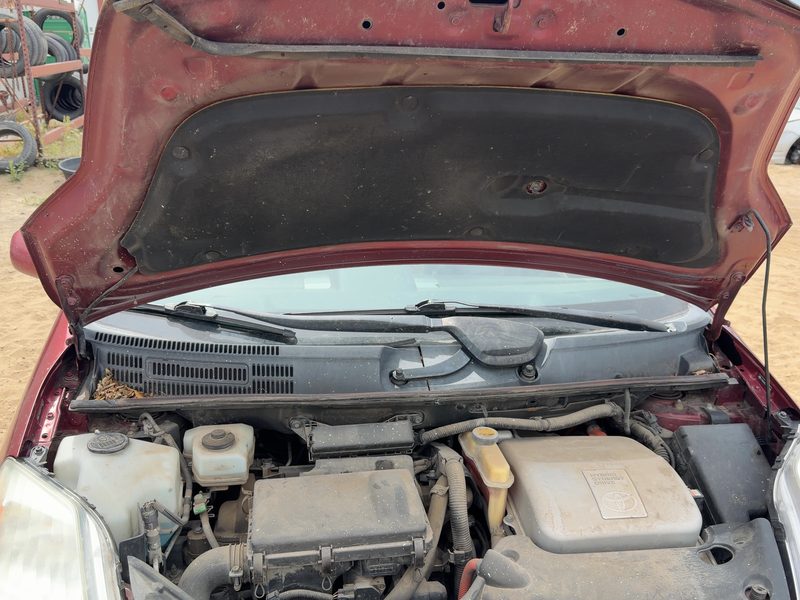 2004-2009 Toyota Prius Hood Hinge RH