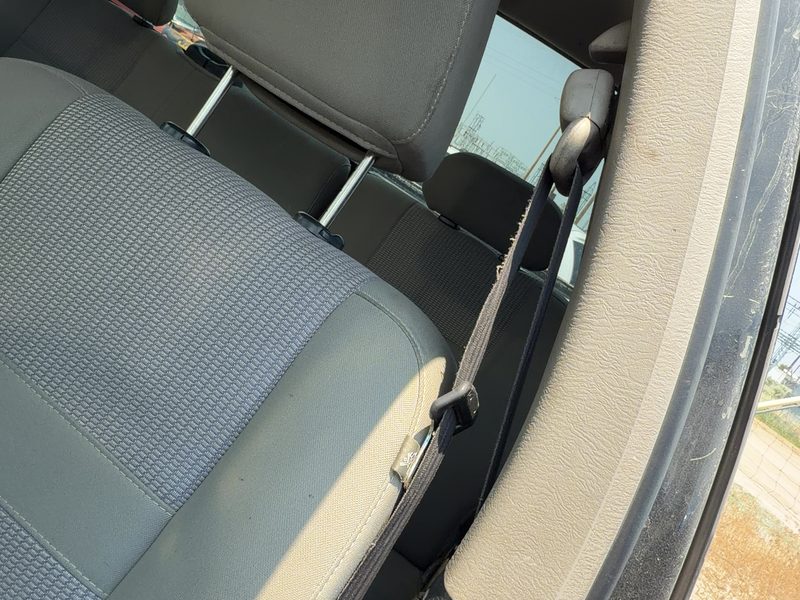 2002-2005 Dodge Ram Pickup 1500 Series Front Seat Belt LH