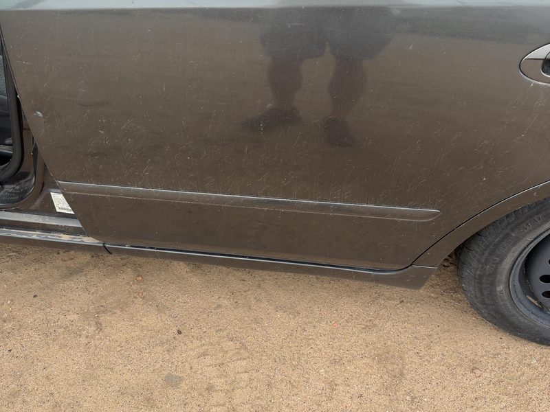 2005 Nissan Altima Rear Door Moulding LH