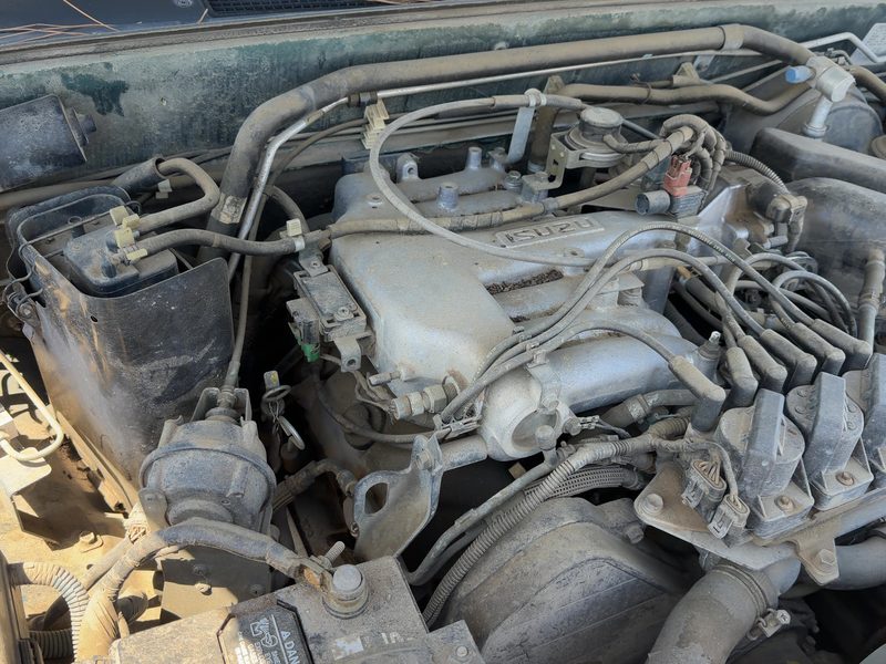 1992-1995 Isuzu Rodeo Cylinder Head