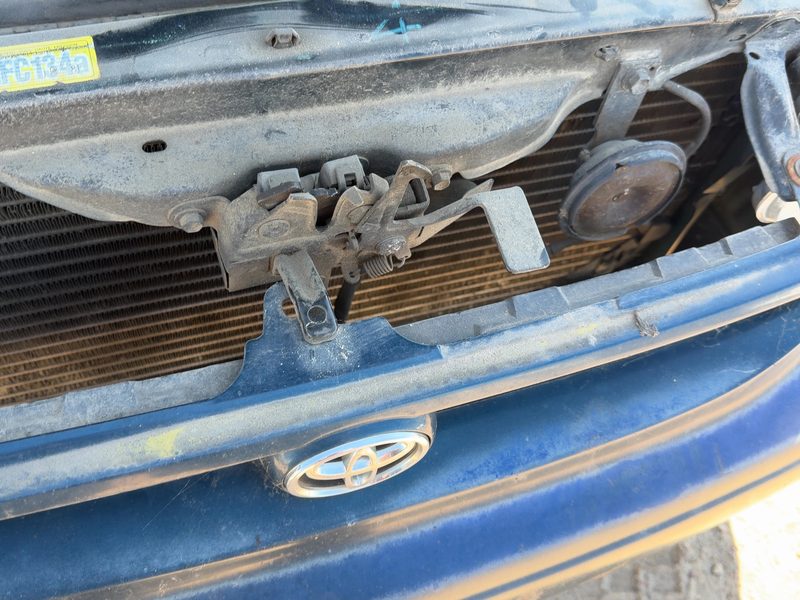 1998-2000 Toyota Corolla (also See FX 87-88) Radiator Support
