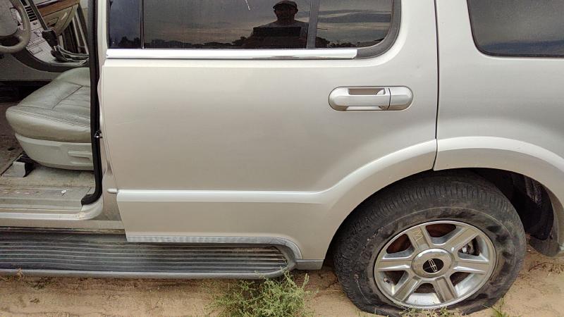 2003-2005 Lincoln Aviator Rear Door LH
