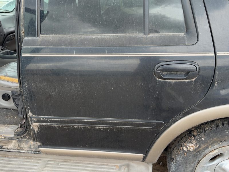 1997-2002 Ford Expedition Rear Door LH