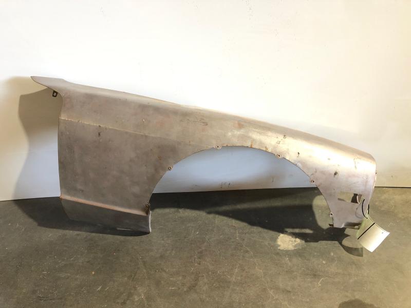 1970-1978 Nissan 240z Fender RH