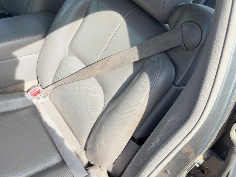 1998-2004 Cadillac Seville Front Seat Belt LH