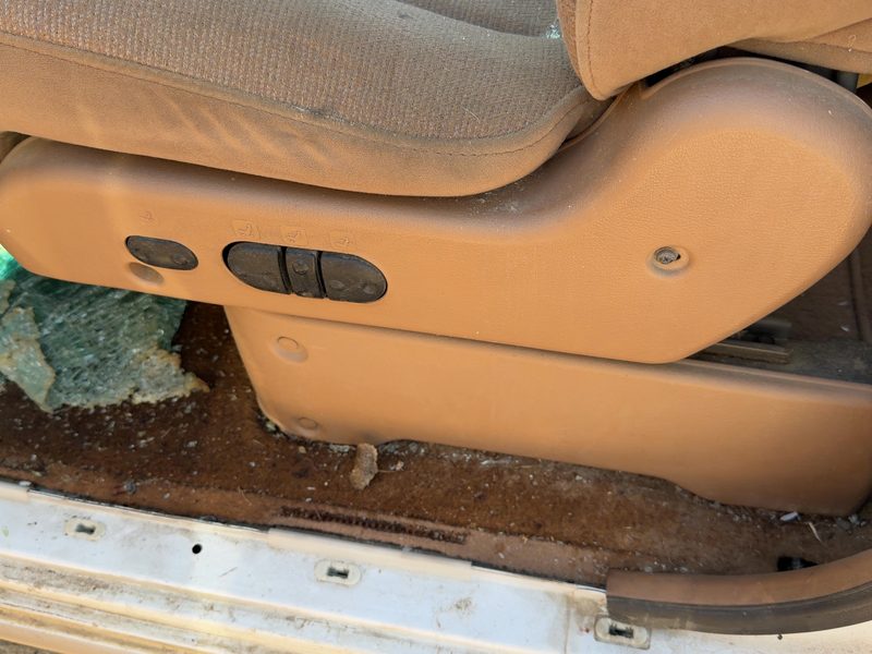 1996 Mercury Villager Seat Track LH