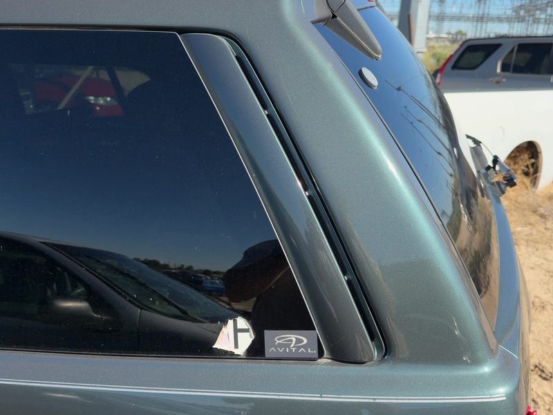 2002 Jeep Grand Cherokee Quarter Panel Moulding LH