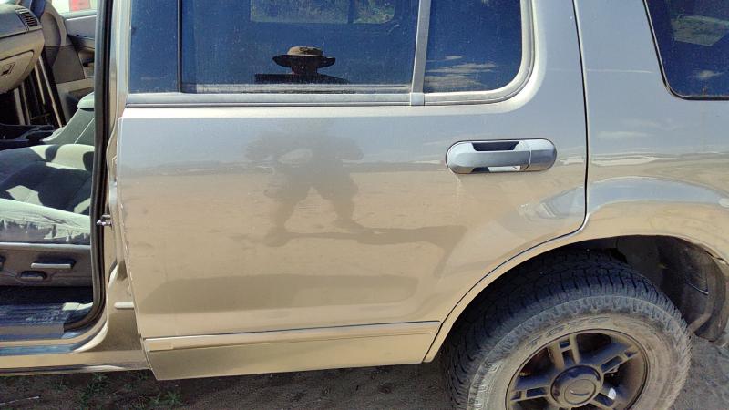 2002-2005 Explorer Rear Door LH