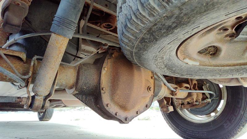 2001-2007 GMC Sierra 2500 Pickup Rear Axle Assy.