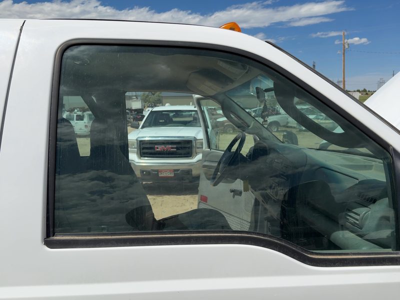 1999-2012 Ford F350 Super Duty Pickup Front Door Glass/Window RH