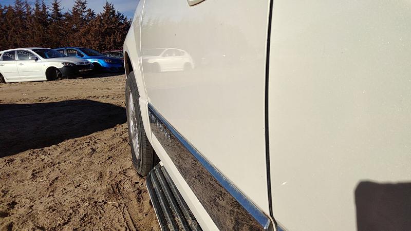 2007-2017 Lincoln Navigator Front Door LH