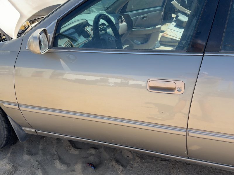 1997-2001 Toyota Camry Front Door LH