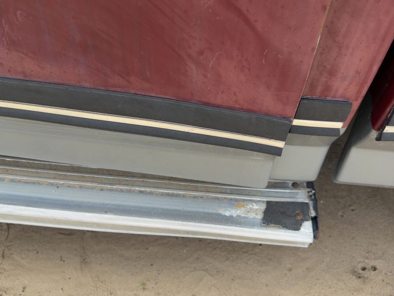 1989 Ford Pickup F150 Series Front Door Moulding LH