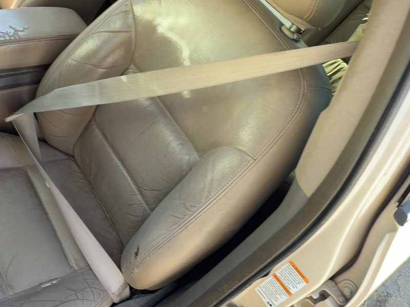 2001 Lincoln LS Front Seat Belt LH