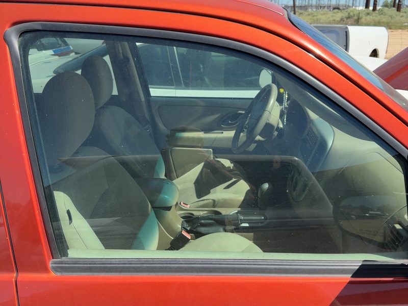 2001-2007 Ford Escape Front Door Glass/Window RH