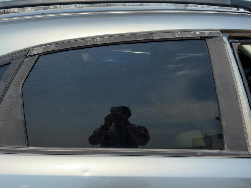 2003-2008 Infiniti FX Series Rear Door Glass/Window RH