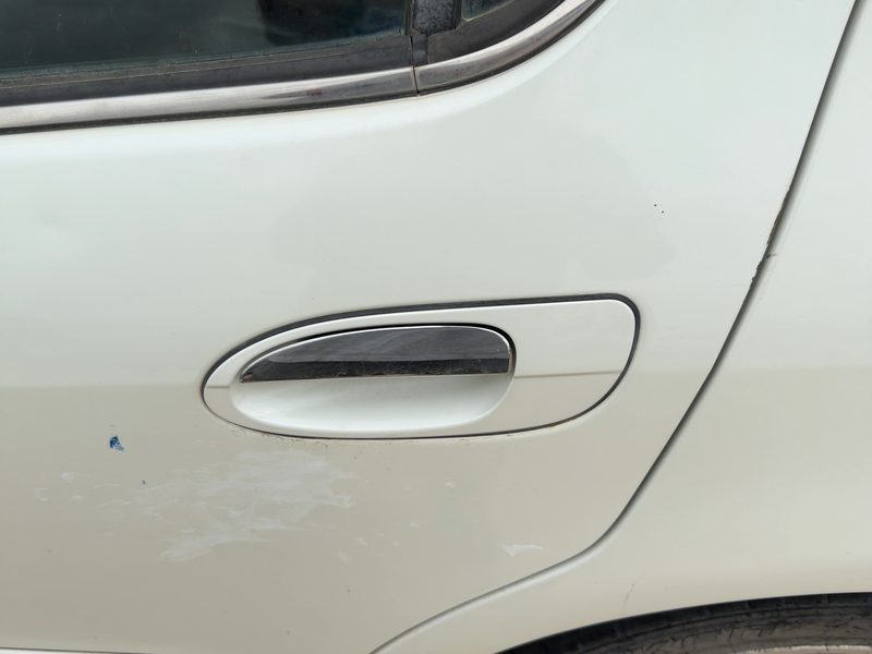 2000-2001 Infiniti I30 Outside Door Handle LH