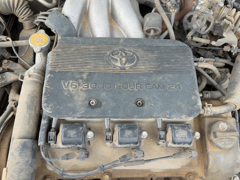 1996-2003 Toyota Camry Engine Cover