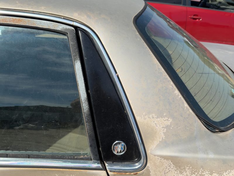 1993 Buick Century Quarter Panel Moulding LH