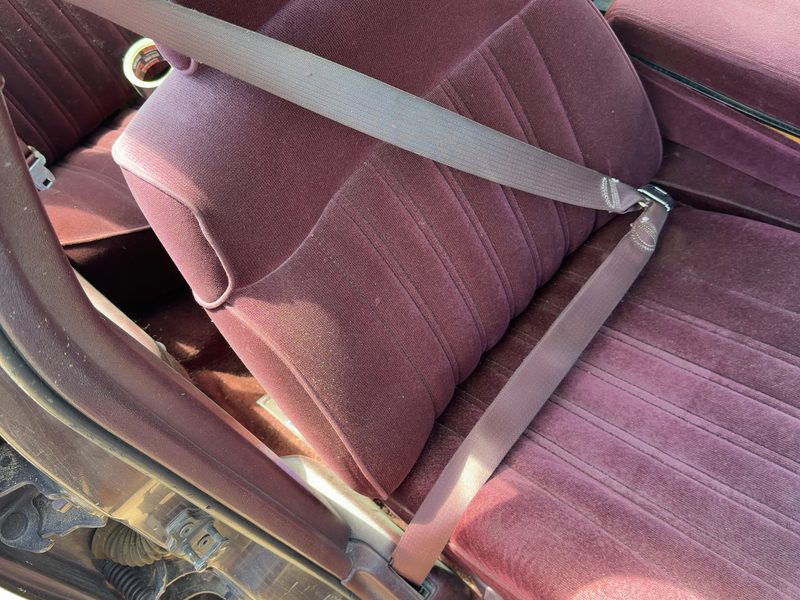 1994 Oldsmobile Eighty-eight (80 & Up) Front Seat Belt RH