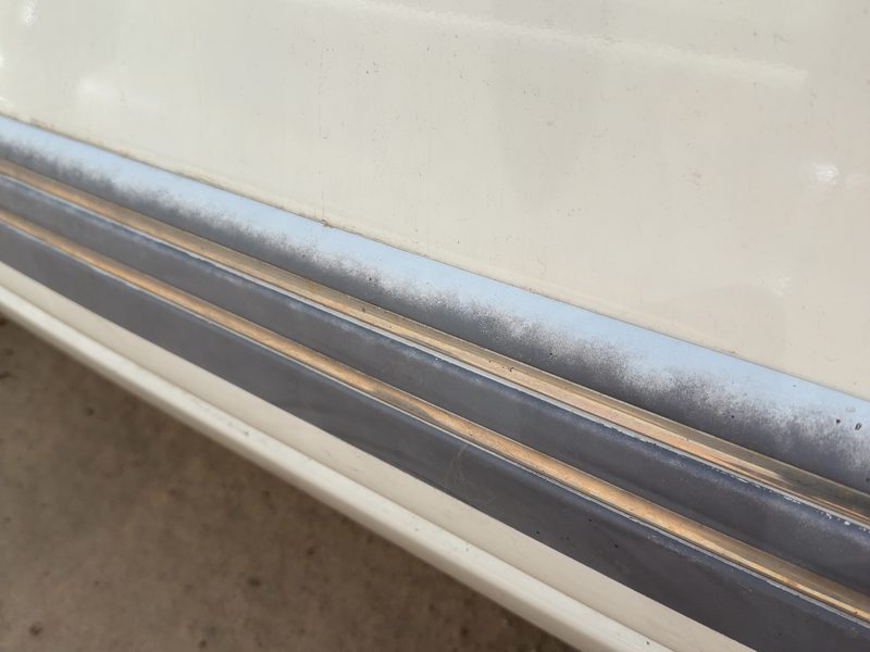 1993 Oldsmobile Eighty-eight (80 & Up) Front Door Moulding RH