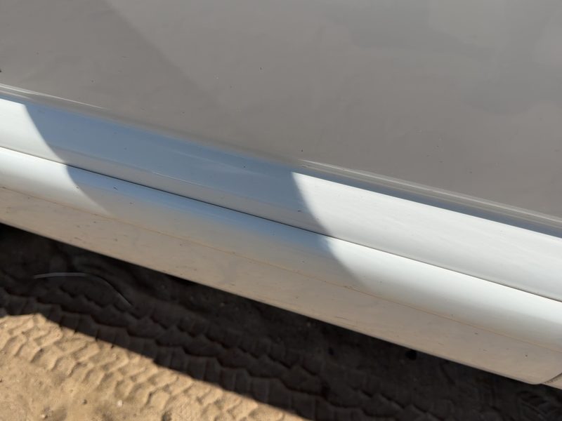 2002-2005 Blazer S10/jimmy S15 Front Door Moulding LH