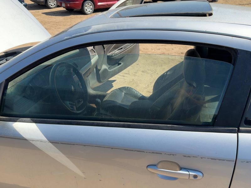 2005-2010 Chevrolet Cobalt Front Door Glass/Window LH
