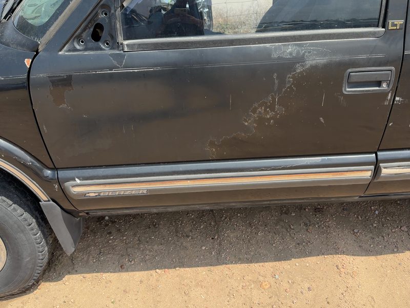 1998-2005 Blazer S10/jimmy S15 Front Door LH