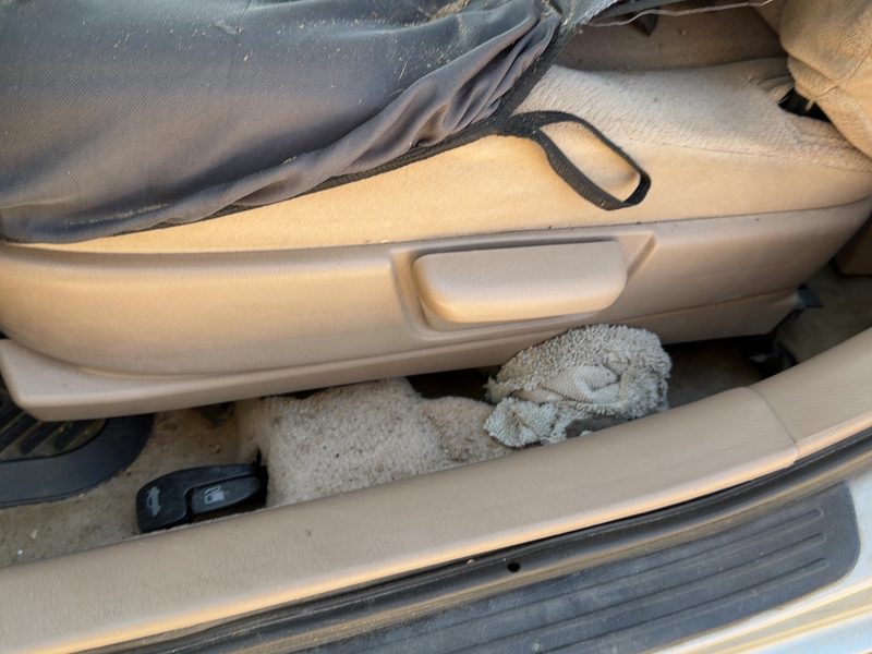 1999 Toyota Camry Seat Track LH
