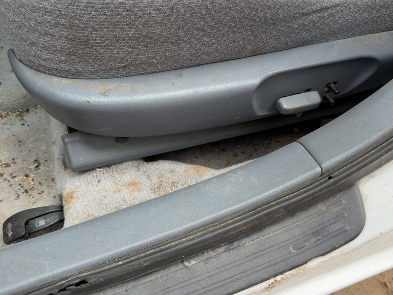 2000 Toyota Camry Seat Track LH