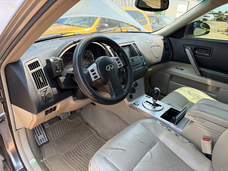 2002-2006 Infiniti FX Series Front Door Regulator RH
