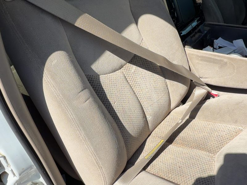 2003-2007 Chevrolet 2500 Silverado Pickup Front Seat Belt RH