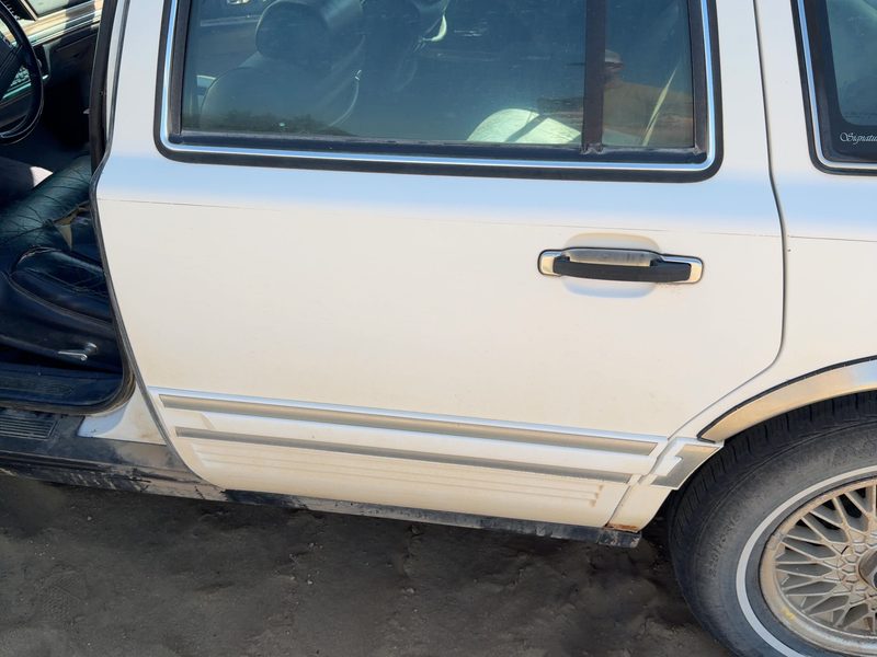 1990-1994 Linc & Town (also See Cont 82 Up) Rear Door LH