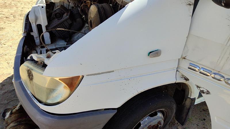 2002-2006 Dodge Van (sprinter 3500) Fender LH