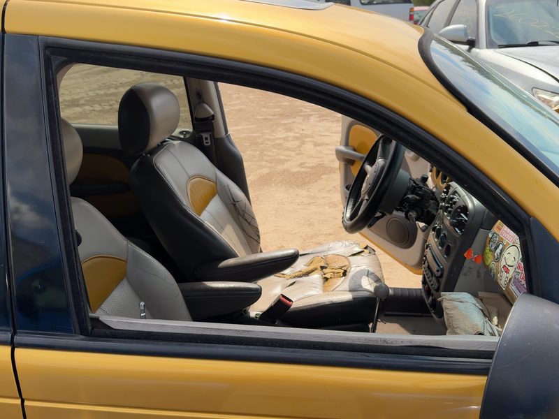 2001-2010 Pt Cruiser Front Door Glass/Window RH