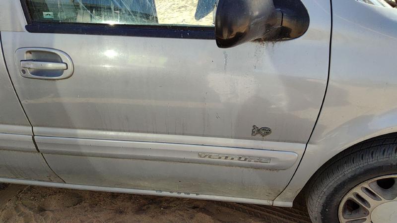 1997-2004 Chevrolet Venture Front Door RH